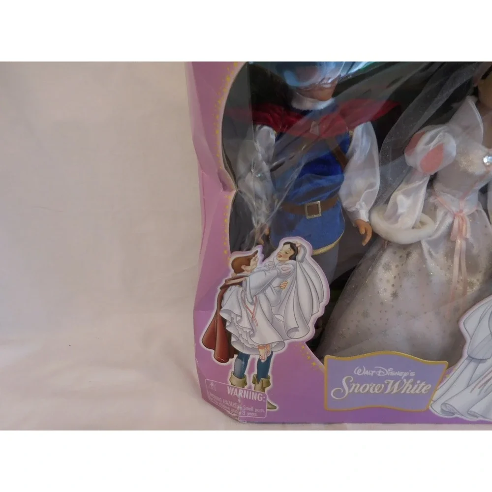 Disney Snow White and Prince Wedding Gift Set Special Edition 2005 New in Box